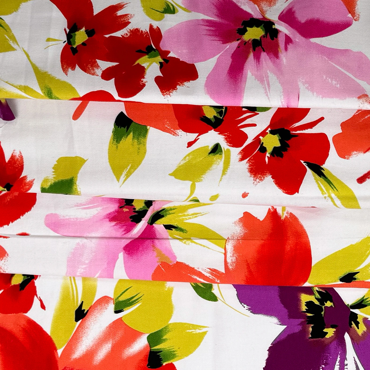 Poly Print - Pops of Red - Image 3